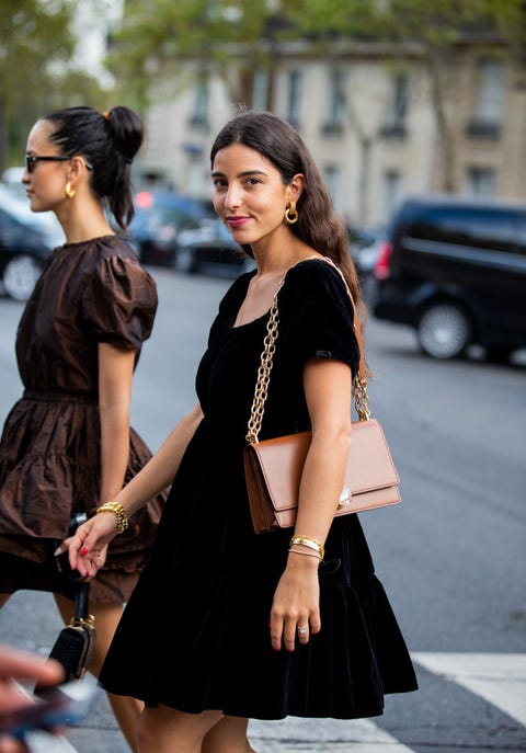 Street Style : Paris Fashion Week - Womenswear Spring Summer 2020 : Day Nine