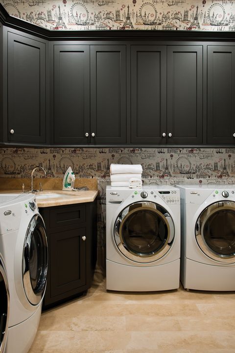 Washing machine, Laundry, Major appliance, Laundry room, Clothes dryer, Home appliance, Room, Cabinetry, Countertop, Furniture, 
