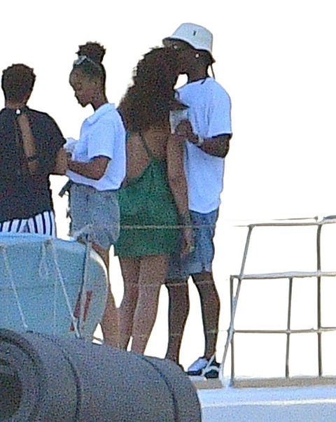 rihanna and aap rocky kissing