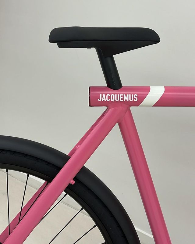 bicicletta elettrica jacquemus