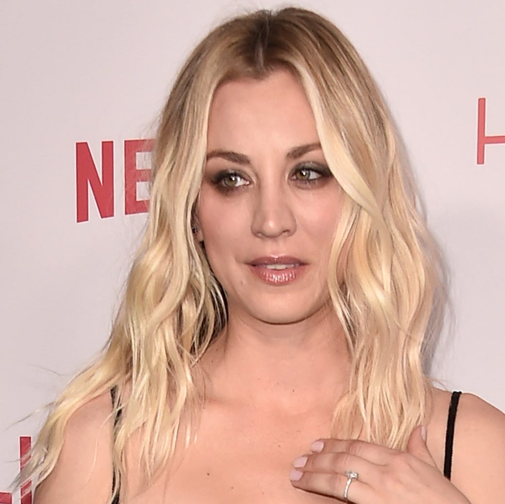 'Big Bang Theory' Fans Are Speechless Over Kaley Cuoco's See-Through Lace Dress