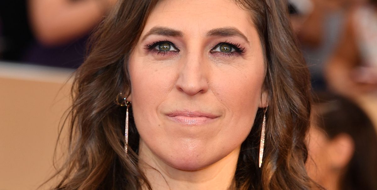 'Big Bang Theory' Fans Reach Out To Mayim Bialik After Her Heartbreaking Tweet About Loss