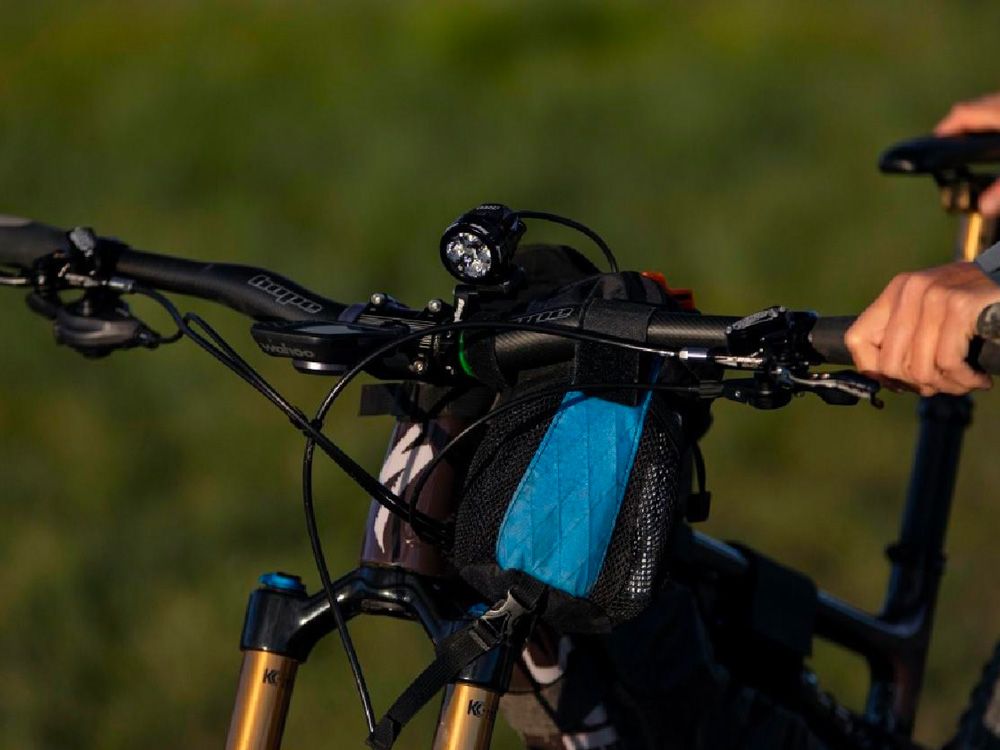 Revelate Designs Mountain Feedbag Handlebar Bag