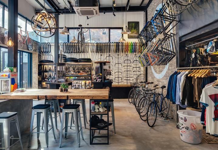 bike clothes shop