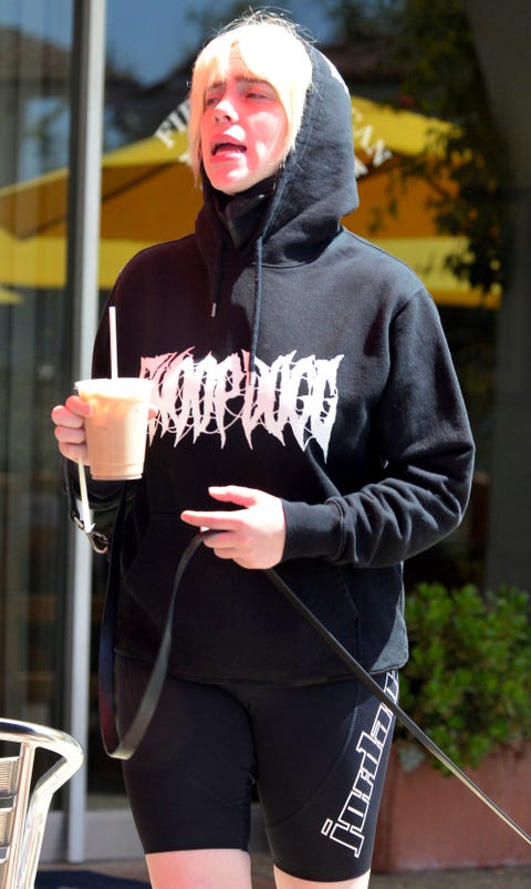 Famosos en situaciones embarazosas billie eilish famosos en situaciones embarazosas billie eilish
