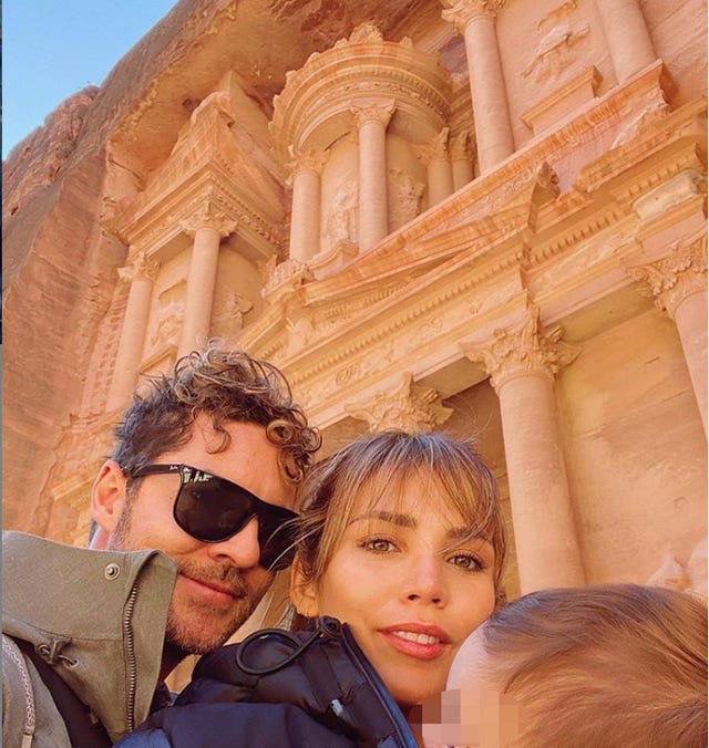 People, Eyewear, Tourism, Travel, Vacation, Architecture, Fun, Temple, Photography, Sunglasses, 