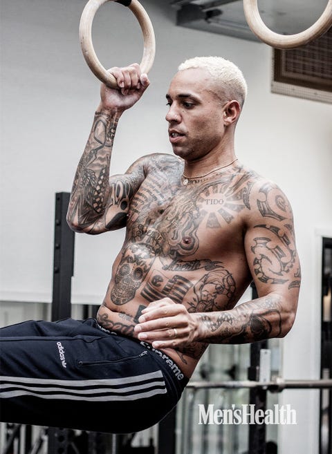 dit is de indrukwekkende workout en body van rapper bizzey dit is de indrukwekkende workout en body van rapper bizzey
