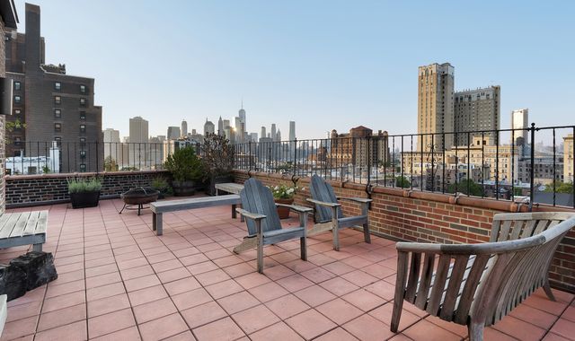 Bjork brooklyn penthouse balcon tapet