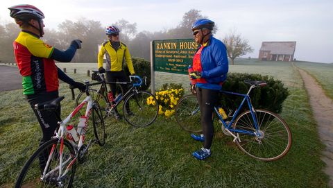adventure cycling association's underground railroad route