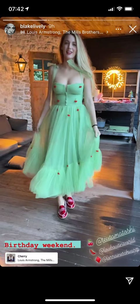 Blake Lively twirling in her mint birthday dress blake lively twirling in her mint birthday dress