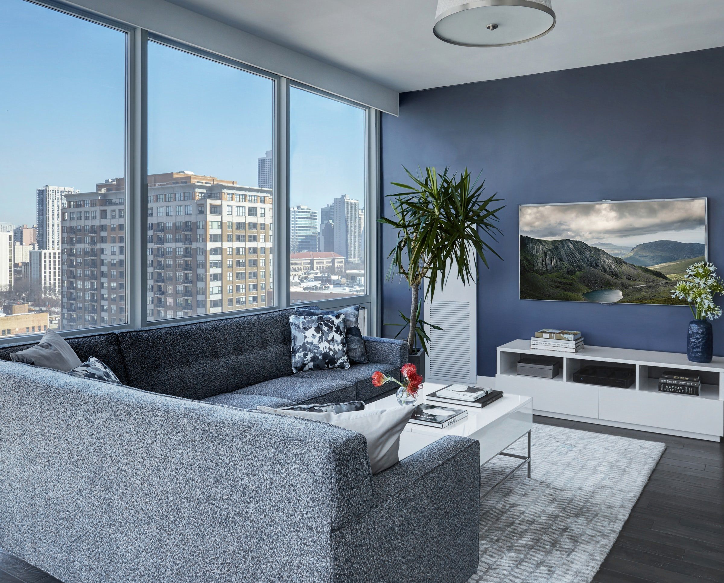 Grey Living Room With Blue Accent Wall, Blue And Gray Living Room Walls