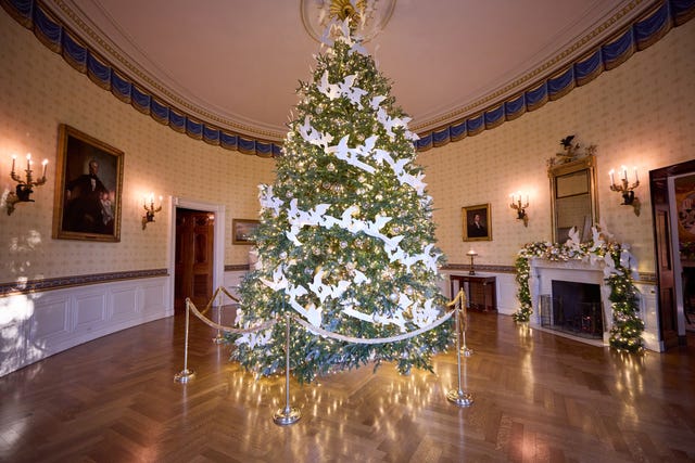 White House Christmas Tour 2022 Dates You Can Virtually Tour The White House This Holiday Season