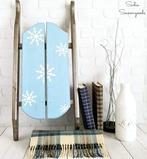 blue christmas decor ideas sled