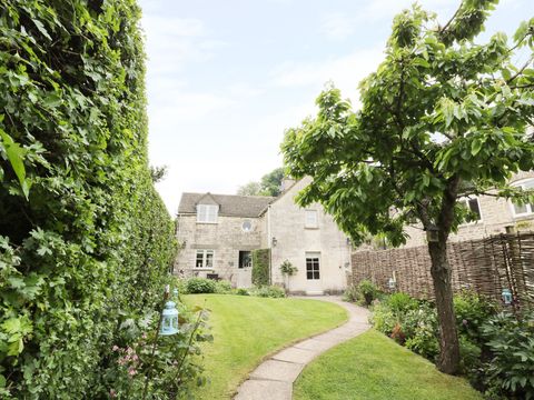 Bluebell Cottage Cotswolds Self Catering Cottage Review