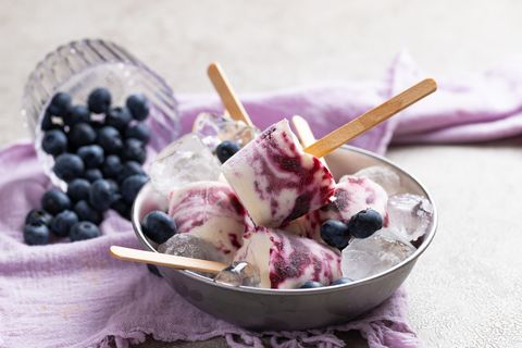 減肥期間可以吃冰淇淋嗎？營養師公開選擇冰品、挫冰配料技巧，享受美食不怕胖