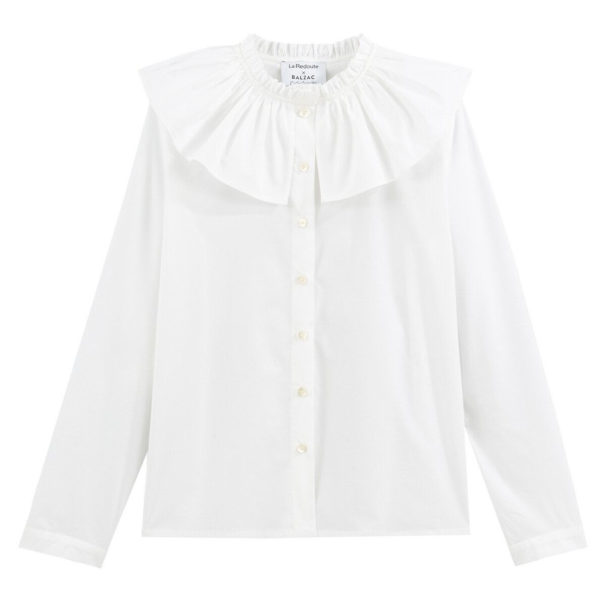 El cuello bobo volverá a ser tendencia y así se llevará en otoño La blusa de cuello bobo es la tendencia Otoño Invierno 2020
