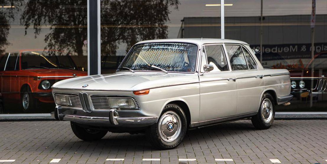 You Must Buy This 1968 BMW 2000, The 2002's Weird Four-Door Sibling