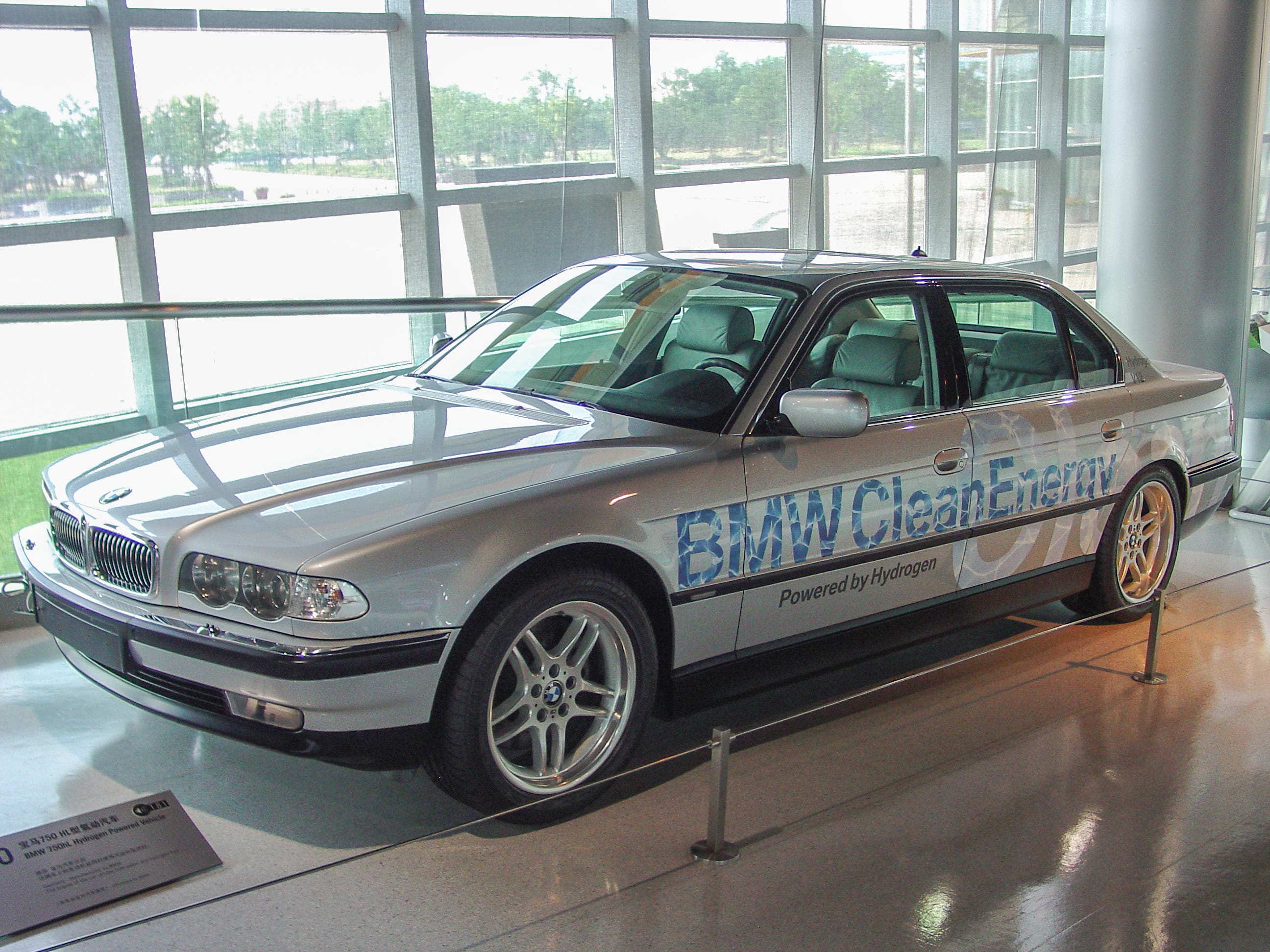 BMW's Hydrogen Journey Included This V12 Sedan