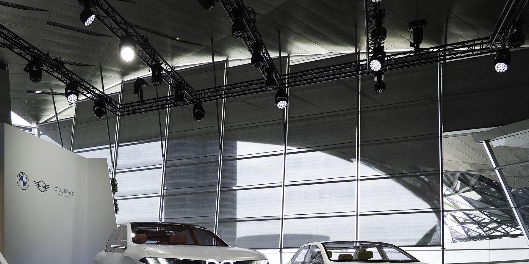 BMW Spells Out EV Approach as Neue Klasse Looms