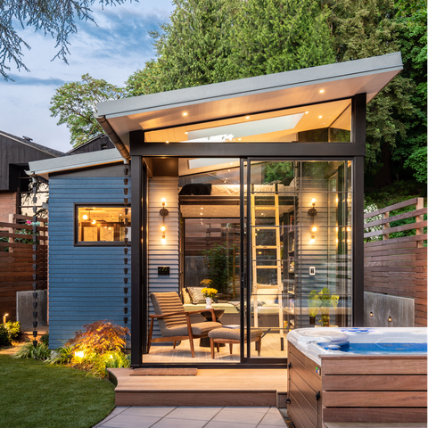 This Tiny Guest House Was Turned Into a Dreamy Backyard ...