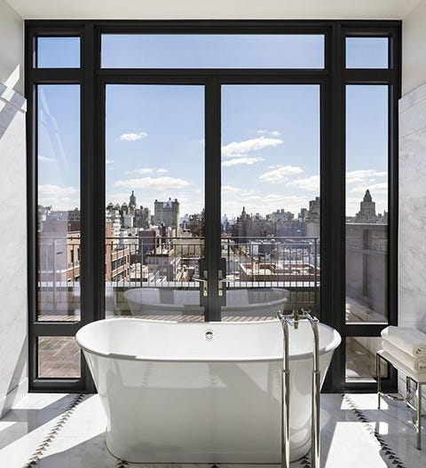 Celebrity Bathrooms - Most Insane Celebrity Bathrooms: Kris Jenner