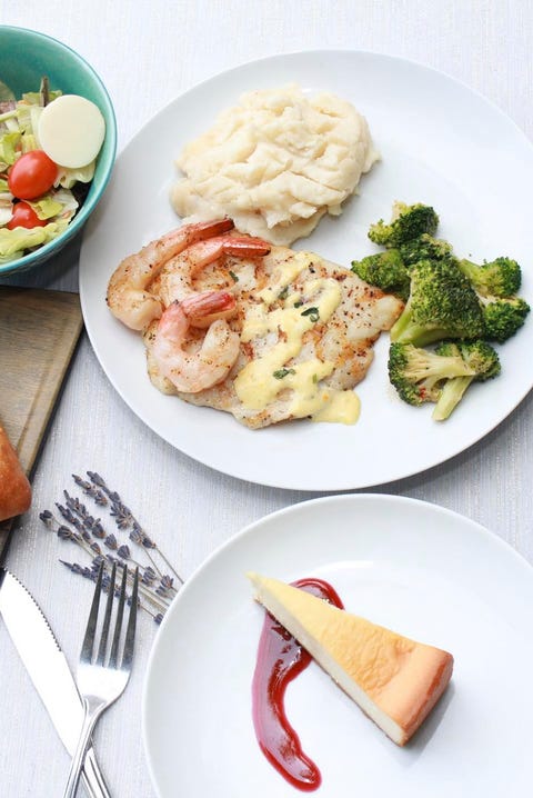 13 Restaurants Open on Mother's Day 2022 for Takeout and Delivery