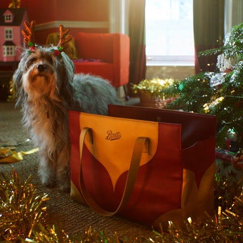 Boots Christmas Ad 2022 Boots Christmas Advert 2021: Jenna Coleman Stars In 'Bags Of Joy'