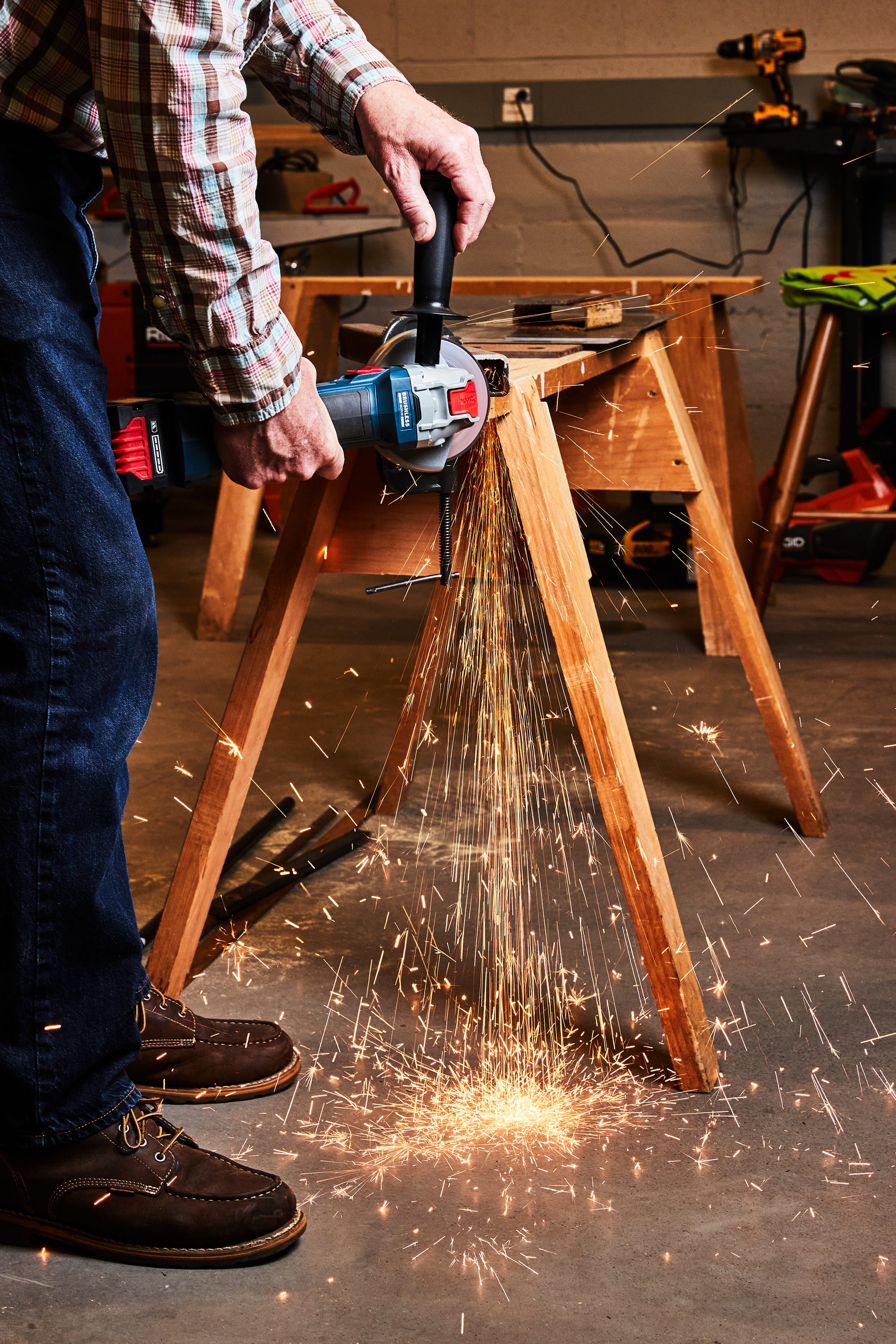 The Best Angle Grinders We Recommend for Cutting, Grinding, and Polishing