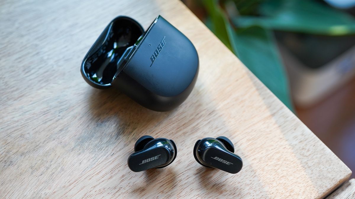 Bose QuietComfort Review: Noise-Cancellation Kings