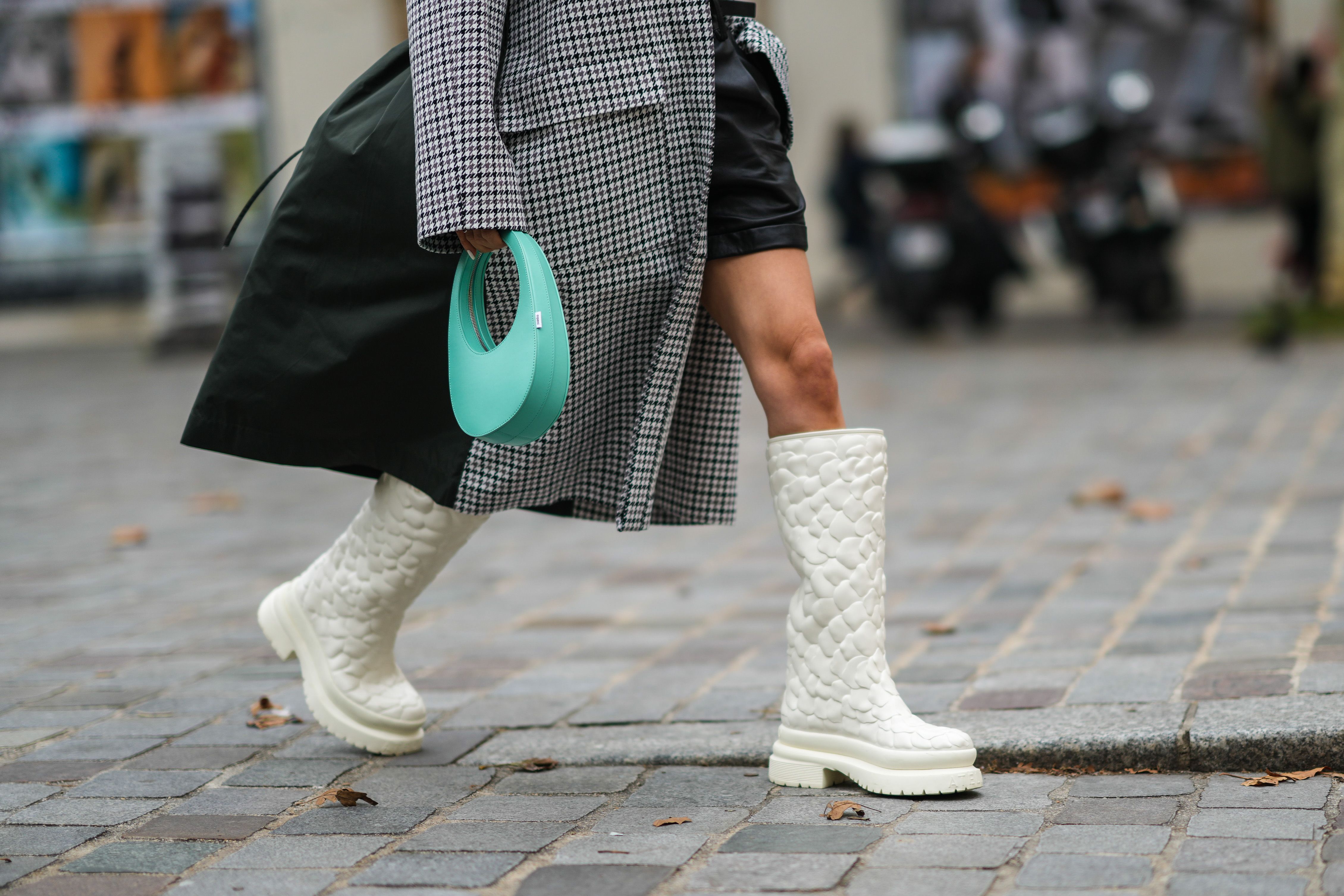 Cómo llevar las botas blancas, la tendencia del invierno