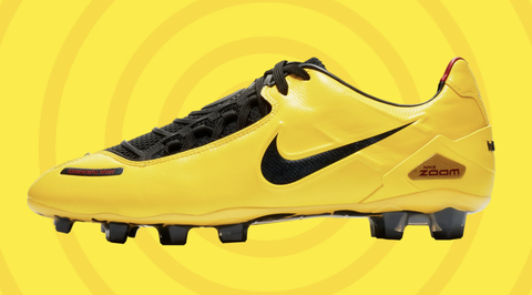 Nike lanza la reedición limitada de las botas de fútbol Nike 90 Laser... ¡y las agota segundos!