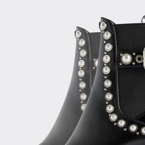 botines con perlas son tan bonitos como estos Zara