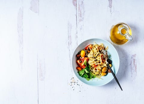 食べ過ぎを抑える11の方法 ハーパーズ バザー Harper S Bazaar 公式 食べ過ぎを抑える11の方法 ハーパーズ バザー Harper S Bazaar 公式