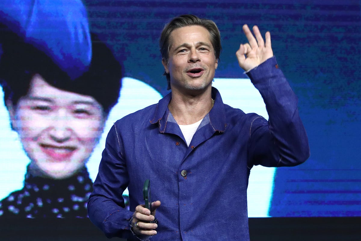 Brad Pitt lookalike looks more like Brad Pitt than Brad Pitt