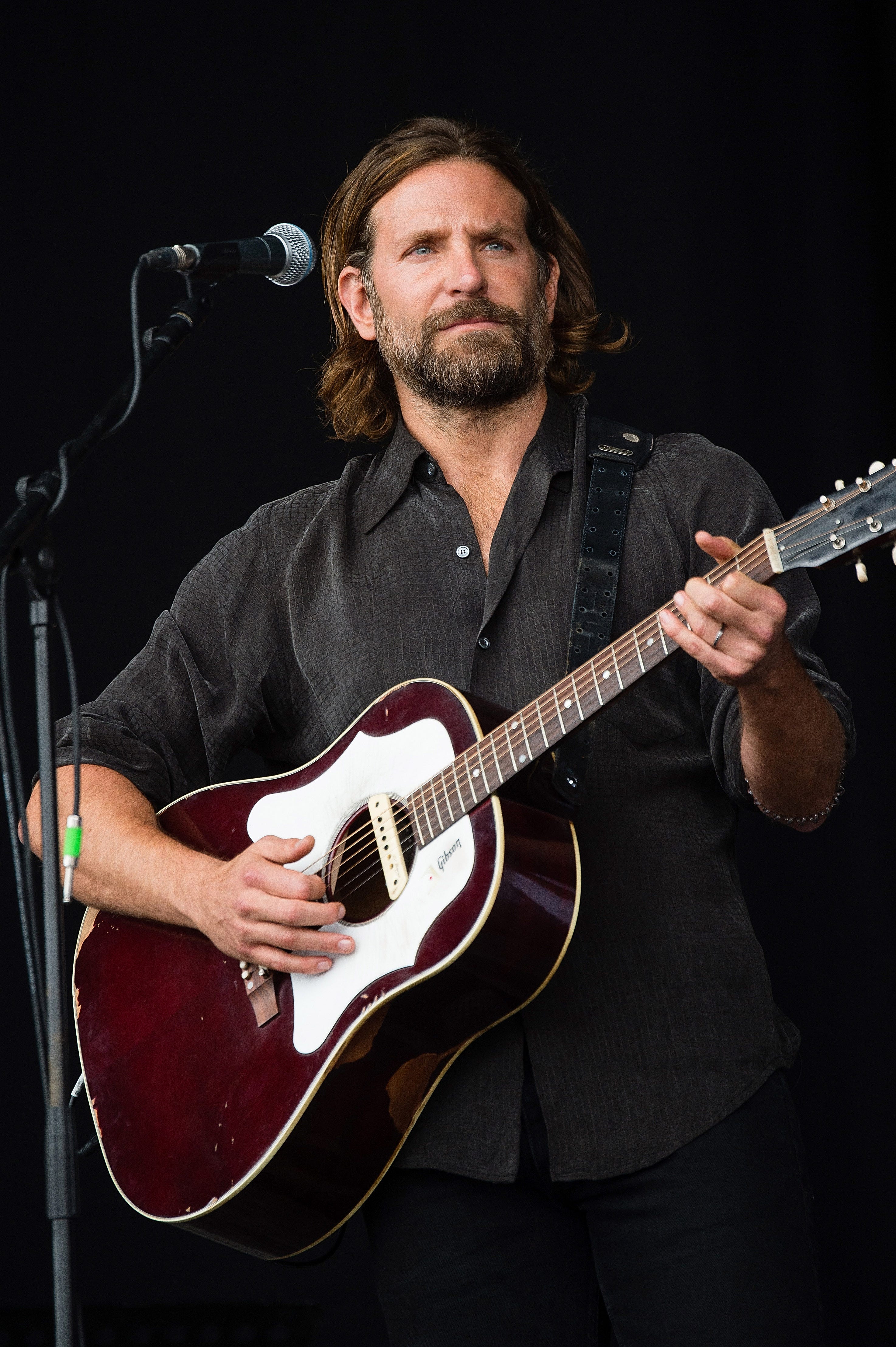 How Bradley Cooper Became A Rock Star In A Star Is Born Movie How