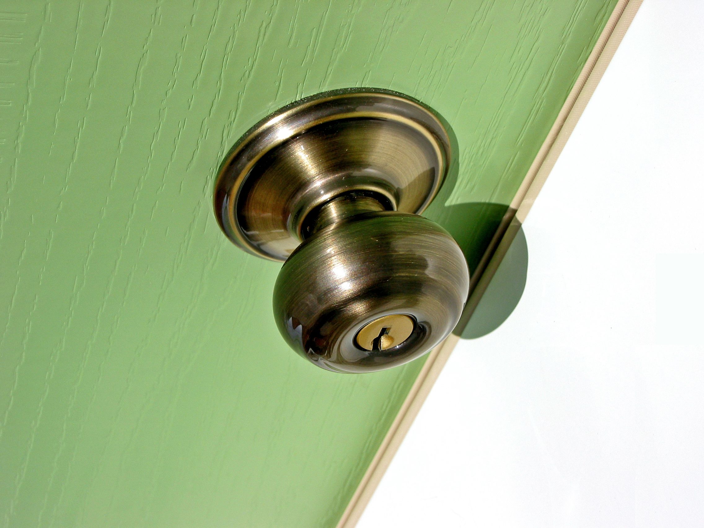 Handshake Door Knob