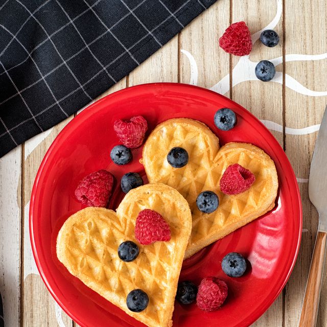 6 Best Heart Shaped Waffle Makers 2022 Heart Waffle Maker Reviews