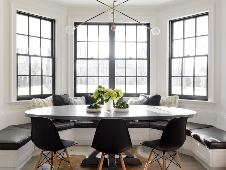 bay window dining nook