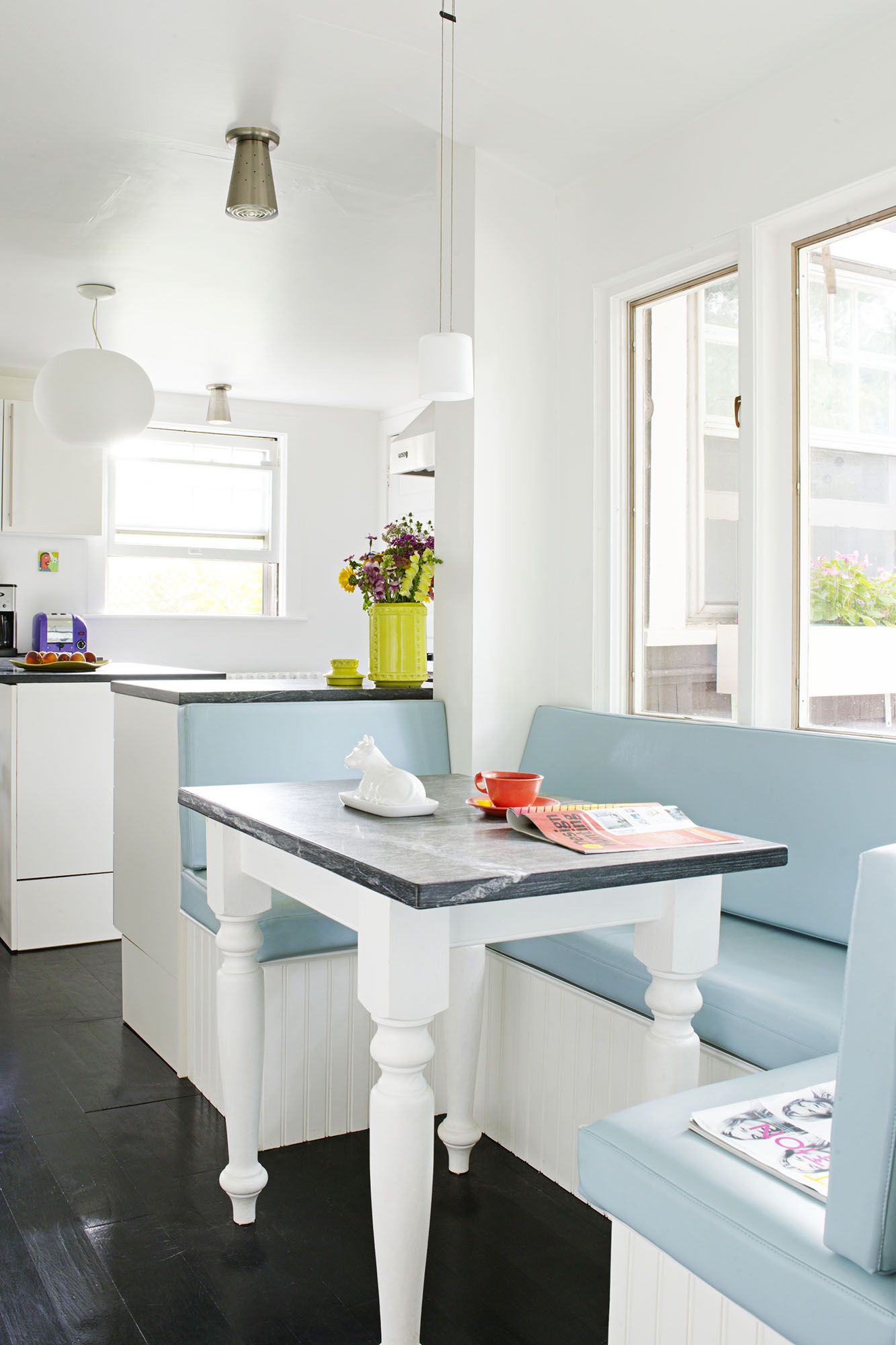 small space kitchen nook