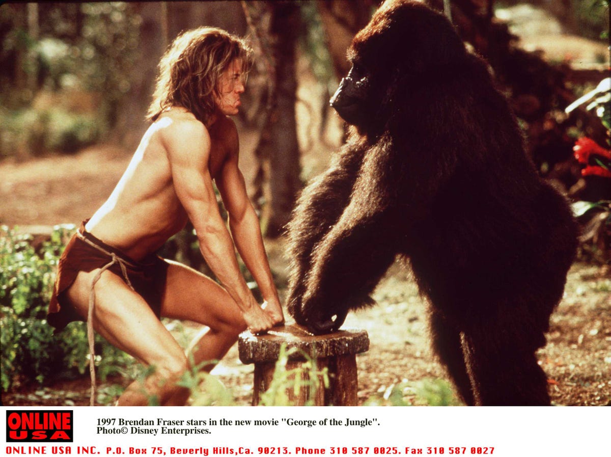 La dieta de Brendan Fraser le dañó el cerebro en 'la Jungla'