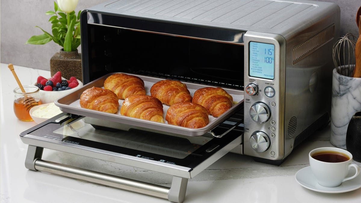 The Breville Joule Oven Air Fryer Pro Needs to Be Smarter