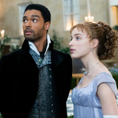 Jean Pagee als Simon Basset and Phoebe Dynevor als Daphne Bridgerton