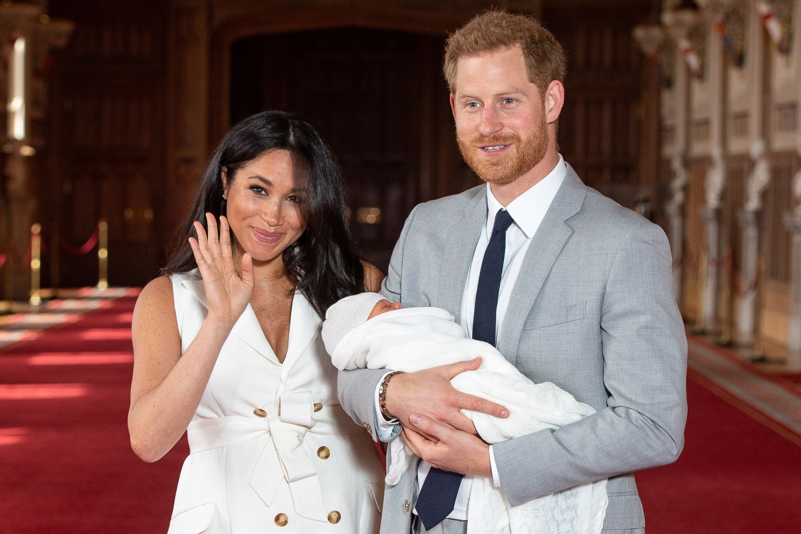 meghan markle gives birth first child hair