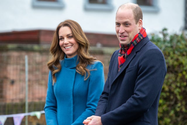 Every Photo From Prince William Kate Middleton S Royal Train Tour