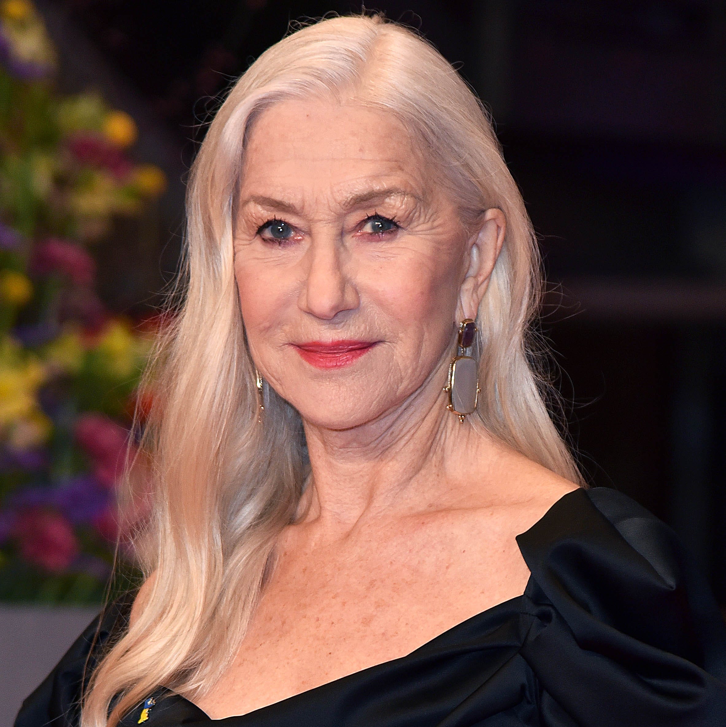 At 77, Helen Mirren Stuns in Form-Fitting Gown and Long, Gray Hair on Red Carpet