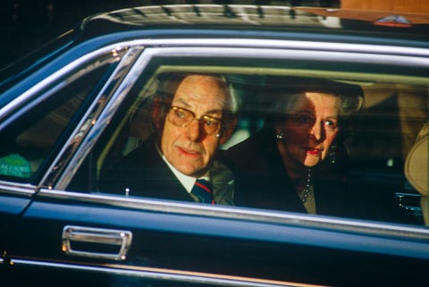 margaret thatcher leaves downing street