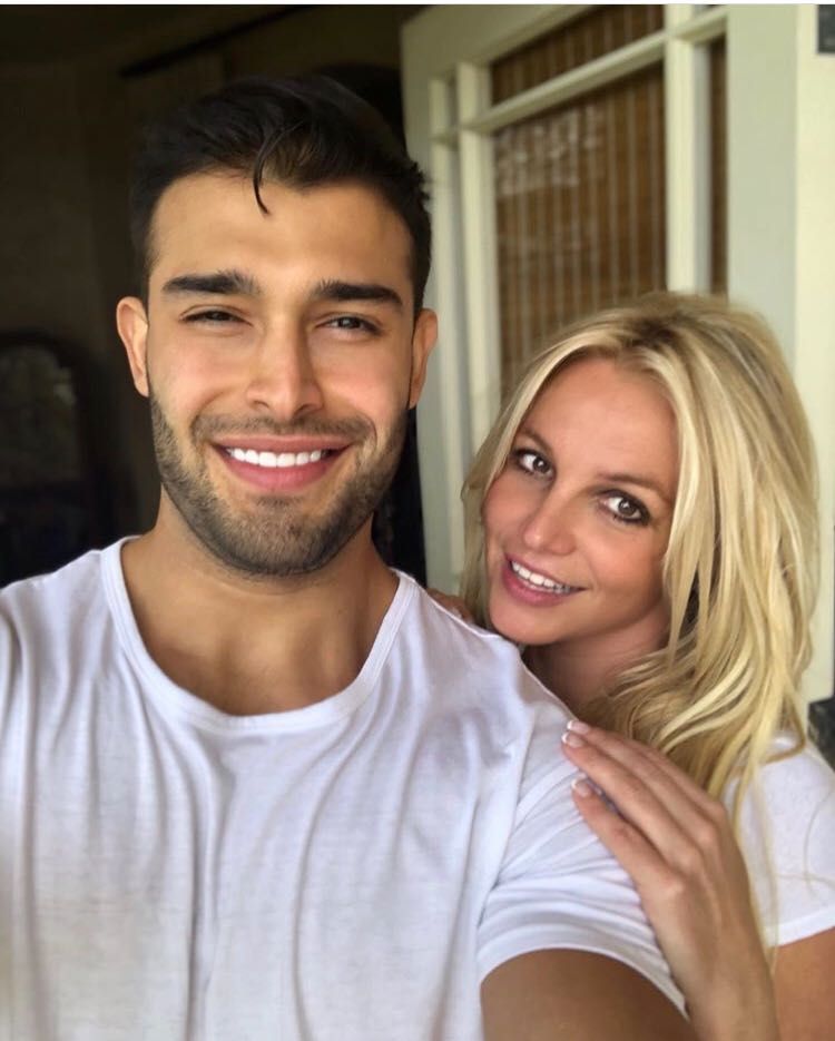 Britney Spears Fiance Sam Asghari All About The Engagement And Ring