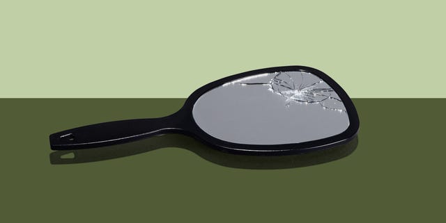 If Your Partner’s Always Fishing For Compliments, You Might Be Dating A Narcissist If Your Partner’s Always Fishing For Compliments, You Might Be Dating A Narcissist