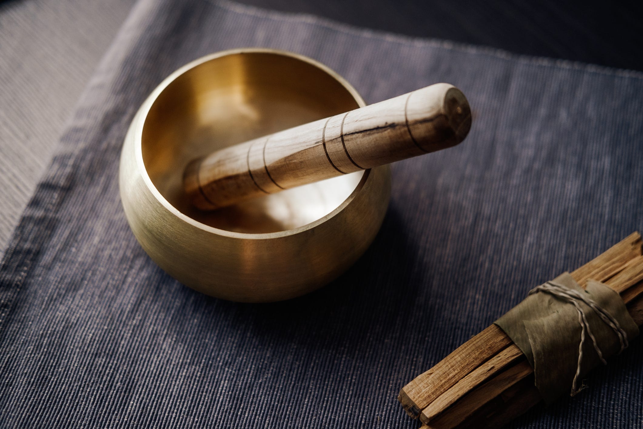 Sound Baths Are Perfect for People Who Hate Meditating