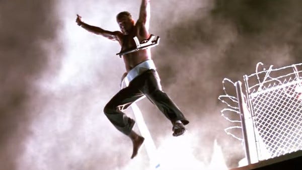 Bruce Willis returns to the roof of the Nakatomi Plaza 34 years after ‘Jungla de Cristal’